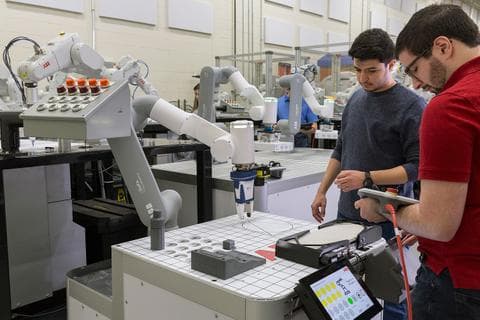 ABB Robotics Education Package: Preparati Per Il Futuro Con La ...